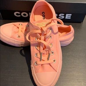 Women’s Converse Chuck Taylor All Star